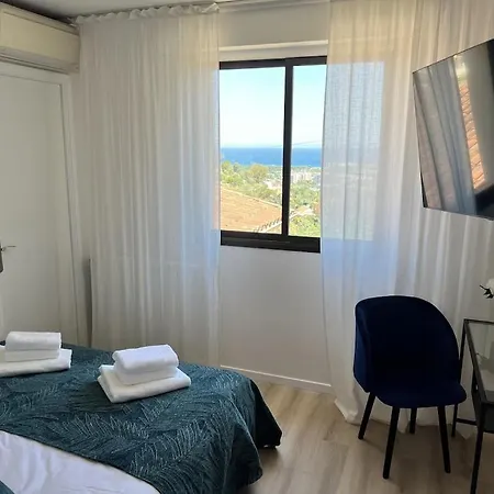 Villa Fantastic In The Bay Of Cannes, 5 Minutes From The - With Private Pool Mandelieu