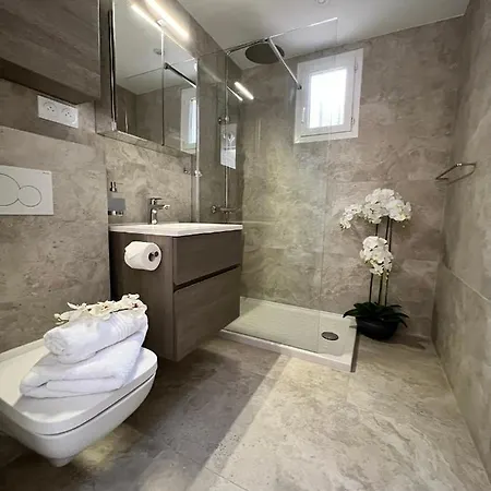 Villa Fantastic In The Bay Of Cannes, 5 Minutes From The - With Private Pool